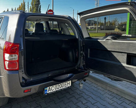 Серый Сузуки Гранд Витара, объемом двигателя 1.87 л и пробегом 231 тыс. км за 12500 $, фото 4 на Automoto.ua