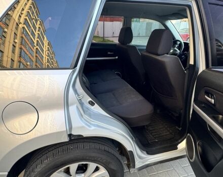 Сірий Сузукі Гранд Вітара, об'ємом двигуна 2.4 л та пробігом 155 тис. км за 11500 $, фото 8 на Automoto.ua