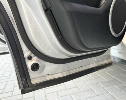 Сірий Сузукі Гранд Вітара, об'ємом двигуна 2.4 л та пробігом 155 тис. км за 11500 $, фото 17 на Automoto.ua