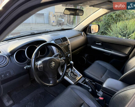 Серый Сузуки Гранд Витара, объемом двигателя 2.39 л и пробегом 65 тыс. км за 16800 $, фото 10 на Automoto.ua