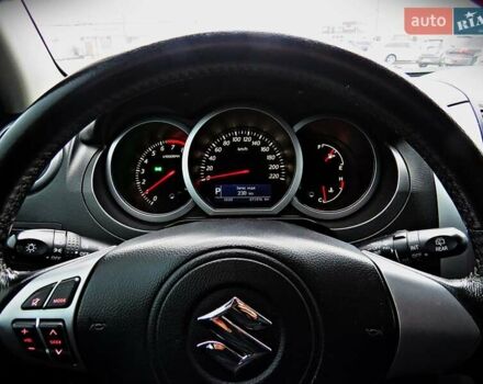 Серый Сузуки Гранд Витара, объемом двигателя 2.39 л и пробегом 271 тыс. км за 14500 $, фото 7 на Automoto.ua