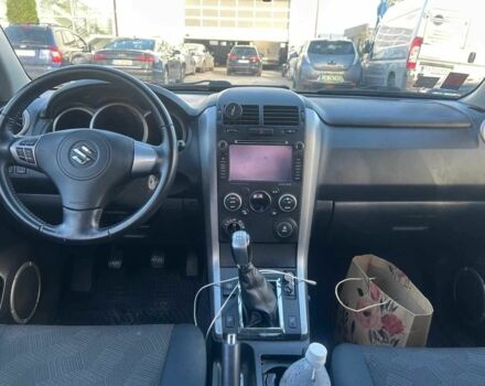 Серый Сузуки Гранд Витара, объемом двигателя 2.4 л и пробегом 117 тыс. км за 10000 $, фото 8 на Automoto.ua