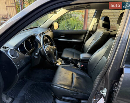 Серый Сузуки Гранд Витара, объемом двигателя 2.39 л и пробегом 65 тыс. км за 16800 $, фото 12 на Automoto.ua