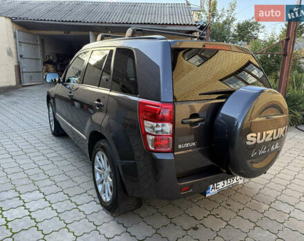 Серый Сузуки Гранд Витара, объемом двигателя 2.39 л и пробегом 65 тыс. км за 16800 $, фото 4 на Automoto.ua