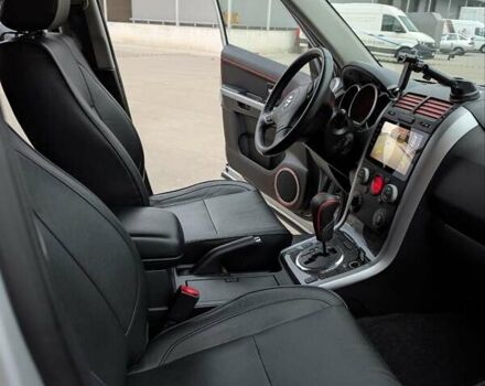 Сузуки Гранд Витара 2016 в Полтаве на Automoto.ua Серый Сузуки Гранд Витара, объемом двигателя 2.4 л и пробегом 71 тыс. км за 16300 $, фото 9 на Automoto.ua