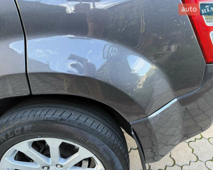 Серый Сузуки Гранд Витара, объемом двигателя 2.39 л и пробегом 65 тыс. км за 16800 $, фото 20 на Automoto.ua