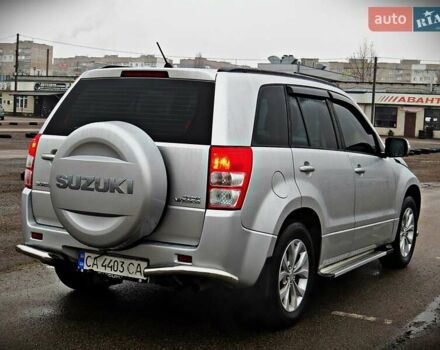 Серый Сузуки Гранд Витара, объемом двигателя 2.39 л и пробегом 271 тыс. км за 14500 $, фото 2 на Automoto.ua