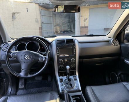 Серый Сузуки Гранд Витара, объемом двигателя 2.39 л и пробегом 65 тыс. км за 16800 $, фото 13 на Automoto.ua