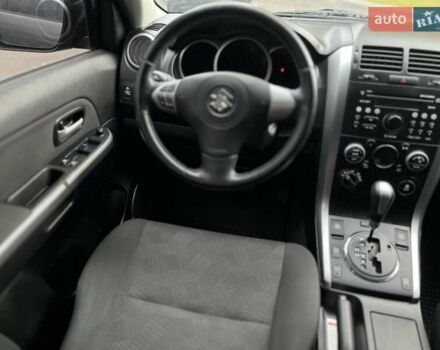 Сірий Сузукі Гранд Вітара, об'ємом двигуна 2.39 л та пробігом 112 тис. км за 11900 $, фото 11 на Automoto.ua