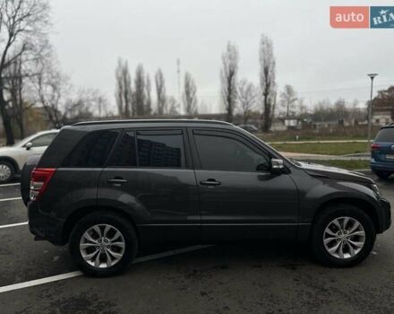 Сірий Сузукі Гранд Вітара, об'ємом двигуна 2.39 л та пробігом 112 тис. км за 11900 $, фото 7 на Automoto.ua