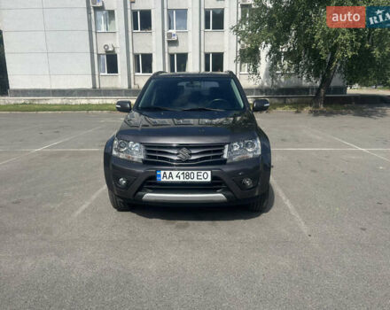 Серый Сузуки Гранд Витара, объемом двигателя 2.39 л и пробегом 110 тыс. км за 12800 $, фото 1 на Automoto.ua
