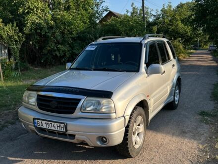 Серый Сузуки Гранд Витара, объемом двигателя 2 л и пробегом 200 тыс. км за 4999 $, фото 1 на Automoto.ua