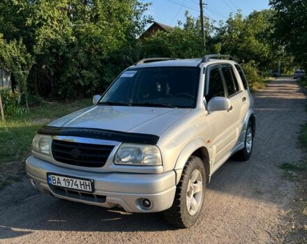 Серый Сузуки Гранд Витара, объемом двигателя 2 л и пробегом 200 тыс. км за 4999 $, фото 1 на Automoto.ua