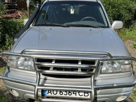 Сузукі Гранд Вітара 2001 у Ужгороді на Automoto.ua Сірий Сузукі Гранд Вітара, об'ємом двигуна 2 л та пробігом 317 тис. км за 8000 $, фото 1 на Automoto.ua