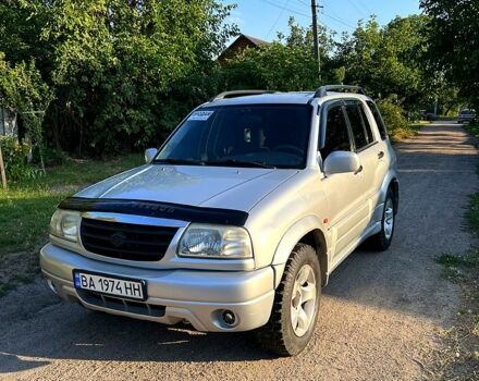 Сірий Сузукі Гранд Вітара, об'ємом двигуна 2 л та пробігом 100 тис. км за 5200 $, фото 1 на Automoto.ua