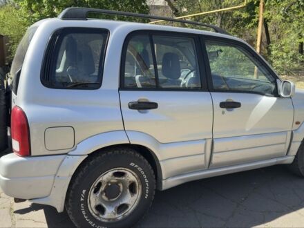 Сузуки Гранд Витара 2002 в Краматорске на Automoto.ua Серый Сузуки Гранд Витара, объемом двигателя 0 л и пробегом 300 тыс. км за 3137 $, фото 1 на Automoto.ua