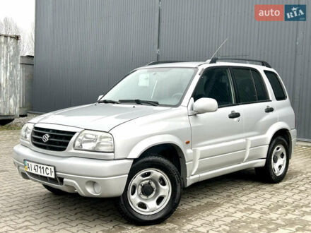 Серый Сузуки Гранд Витара, объемом двигателя 2 л и пробегом 228 тыс. км за 5700 $, фото 1 на Automoto.ua