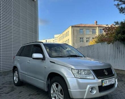 Серый Сузуки Гранд Витара, объемом двигателя 2 л и пробегом 312 тыс. км за 6500 $, фото 1 на Automoto.ua