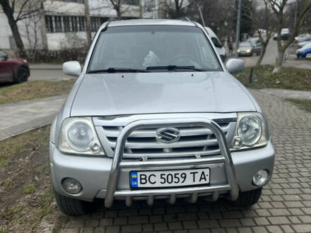 Сірий Сузукі Гранд Вітара, об'ємом двигуна 2.74 л та пробігом 400 тис. км за 6500 $, фото 1 на Automoto.ua