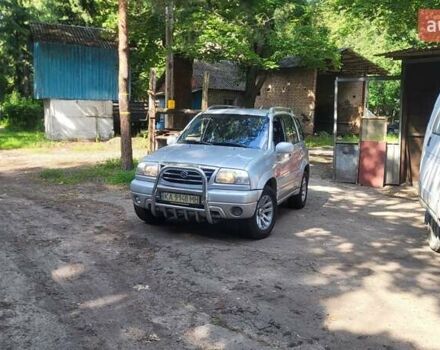 Серый Сузуки Гранд Витара, объемом двигателя 2 л и пробегом 287 тыс. км за 5500 $, фото 1 на Automoto.ua