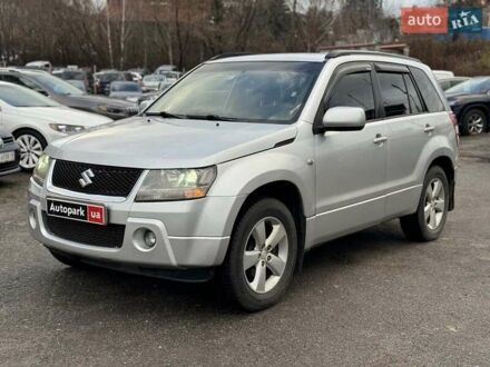 Сірий Сузукі Гранд Вітара, об'ємом двигуна 2 л та пробігом 323 тис. км за 6790 $, фото 1 на Automoto.ua