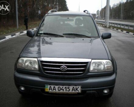 Серый Сузуки Гранд Витара, объемом двигателя 2 л и пробегом 221 тыс. км за 10000 $, фото 1 на Automoto.ua