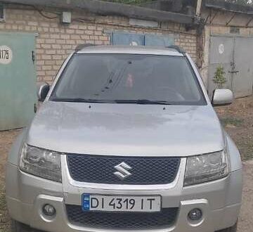 Сузукі Гранд Вітара 2006 у Славянске на Automoto.ua Сірий Сузукі Гранд Вітара, об'ємом двигуна 2 л та пробігом 353 тис. км за 6400 $, фото 1 на Automoto.ua