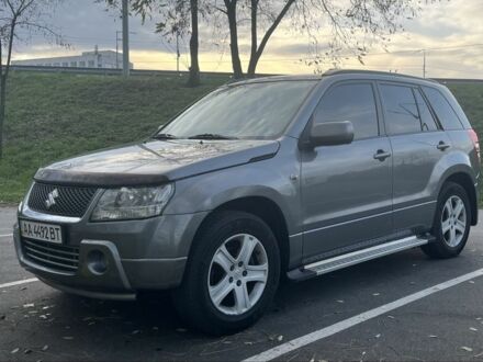 Серый Сузуки Гранд Витара, объемом двигателя 2 л и пробегом 360 тыс. км за 7500 $, фото 1 на Automoto.ua