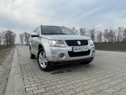 Сузуки Гранд Витара 2006 в Липовце на Automoto.ua Серый Сузуки Гранд Витара, объемом двигателя 2 л и пробегом 242 тыс. км за 8200 $, фото 1 на Automoto.ua