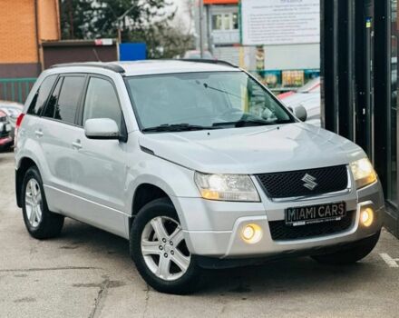 Сірий Сузукі Гранд Вітара, об'ємом двигуна 2 л та пробігом 250 тис. км за 5700 $, фото 1 на Automoto.ua