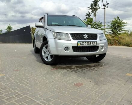 Сірий Сузукі Гранд Вітара, об'ємом двигуна 2 л та пробігом 290 тис. км за 7000 $, фото 1 на Automoto.ua