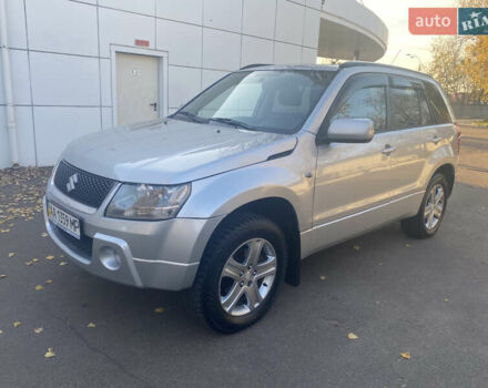 Сірий Сузукі Гранд Вітара, об'ємом двигуна 2 л та пробігом 251 тис. км за 6500 $, фото 1 на Automoto.ua