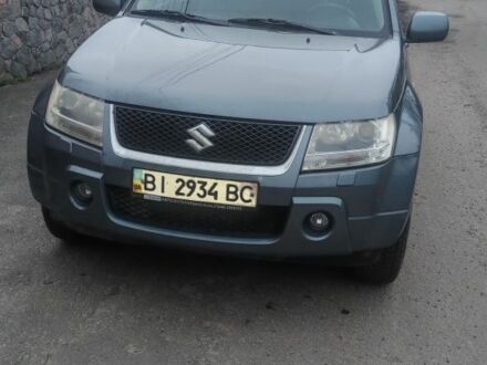 Серый Сузуки Гранд Витара, объемом двигателя 2 л и пробегом 216 тыс. км за 6500 $, фото 1 на Automoto.ua
