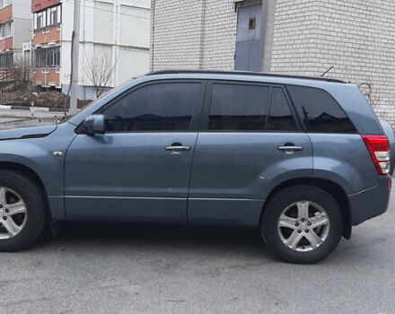 Сірий Сузукі Гранд Вітара, об'ємом двигуна 2 л та пробігом 195 тис. км за 6200 $, фото 1 на Automoto.ua