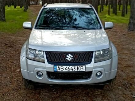 Серый Сузуки Гранд Витара, объемом двигателя 2 л и пробегом 154 тыс. км за 7200 $, фото 1 на Automoto.ua