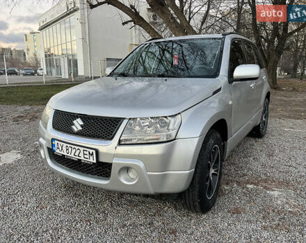 Сірий Сузукі Гранд Вітара, об'ємом двигуна 2 л та пробігом 184 тис. км за 6750 $, фото 1 на Automoto.ua