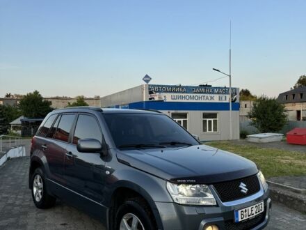 Сузукі Гранд Вітара 2006 у Рівному на Automoto.ua Сірий Сузукі Гранд Вітара, об'ємом двигуна 1.9 л та пробігом 300 тис. км за 3599 $, фото 1 на Automoto.ua