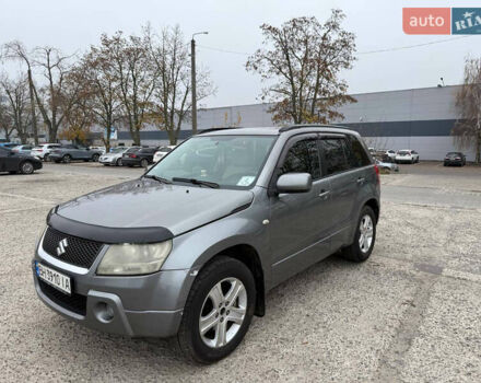 Серый Сузуки Гранд Витара, объемом двигателя 2 л и пробегом 241 тыс. км за 6200 $, фото 1 на Automoto.ua