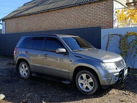 Сірий Сузукі Гранд Вітара, об'ємом двигуна 2 л та пробігом 200 тис. км за 6800 $, фото 1 на Automoto.ua