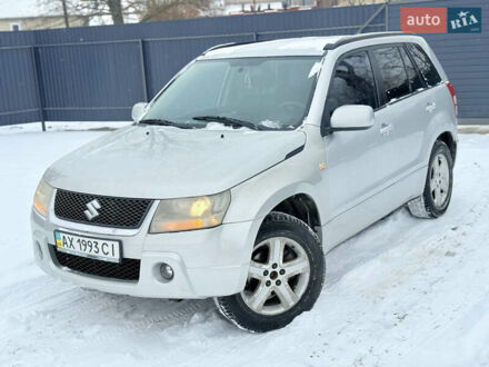 Серый Сузуки Гранд Витара, объемом двигателя 2 л и пробегом 312 тыс. км за 5900 $, фото 1 на Automoto.ua