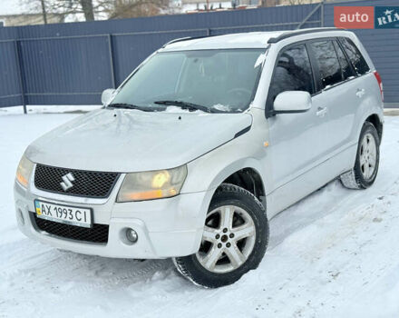 Серый Сузуки Гранд Витара, объемом двигателя 2 л и пробегом 312 тыс. км за 5900 $, фото 1 на Automoto.ua