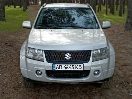 Серый Сузуки Гранд Витара, объемом двигателя 2 л и пробегом 154 тыс. км за 7200 $, фото 1 на Automoto.ua