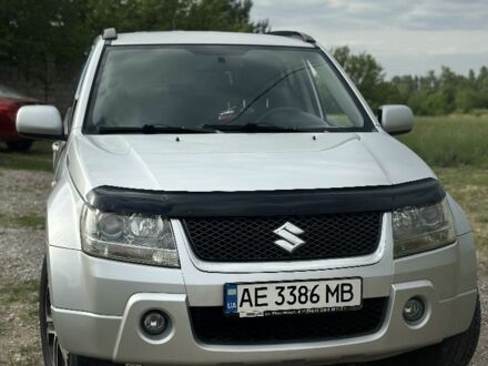 Сузуки Гранд Витара 2006 в Каменское - Днепродзержинск на Automoto.ua Серый Сузуки Гранд Витара, объемом двигателя 2 л и пробегом 191 тыс. км за 7100 $, фото 1 на Automoto.ua