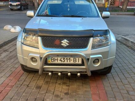 Сузуки Гранд Витара 2007 в Одессе на Automoto.ua Серый Сузуки Гранд Витара, объемом двигателя 2.7 л и пробегом 220 тыс. км за 8300 $, фото 1 на Automoto.ua