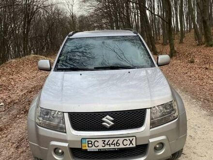 Серый Сузуки Гранд Витара, объемом двигателя 2 л и пробегом 210 тыс. км за 6500 $, фото 1 на Automoto.ua