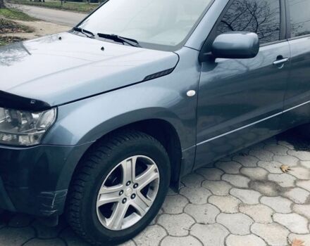 Серый Сузуки Гранд Витара, объемом двигателя 2 л и пробегом 115 тыс. км за 8600 $, фото 1 на Automoto.ua