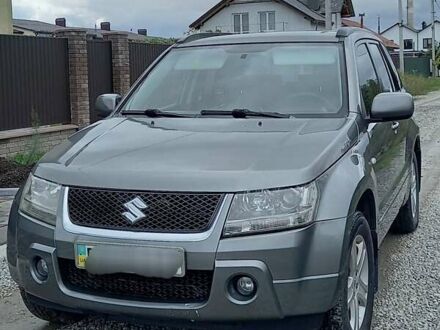 Сірий Сузукі Гранд Вітара, об'ємом двигуна 2 л та пробігом 198 тис. км за 6500 $, фото 1 на Automoto.ua