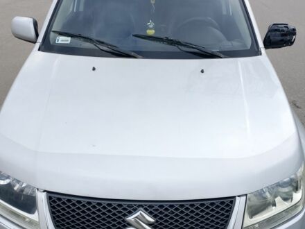 Серый Сузуки Гранд Витара, объемом двигателя 2 л и пробегом 280 тыс. км за 3117 $, фото 1 на Automoto.ua