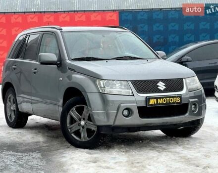Серый Сузуки Гранд Витара, объемом двигателя 2 л и пробегом 111 тыс. км за 8200 $, фото 1 на Automoto.ua