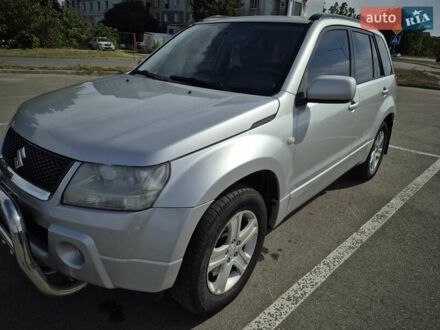 Сірий Сузукі Гранд Вітара, об'ємом двигуна 2 л та пробігом 171 тис. км за 7200 $, фото 1 на Automoto.ua